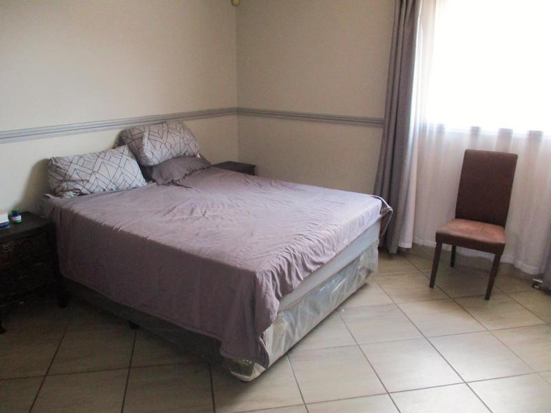 4 Bedroom Property for Sale in Langenhovenpark Free State